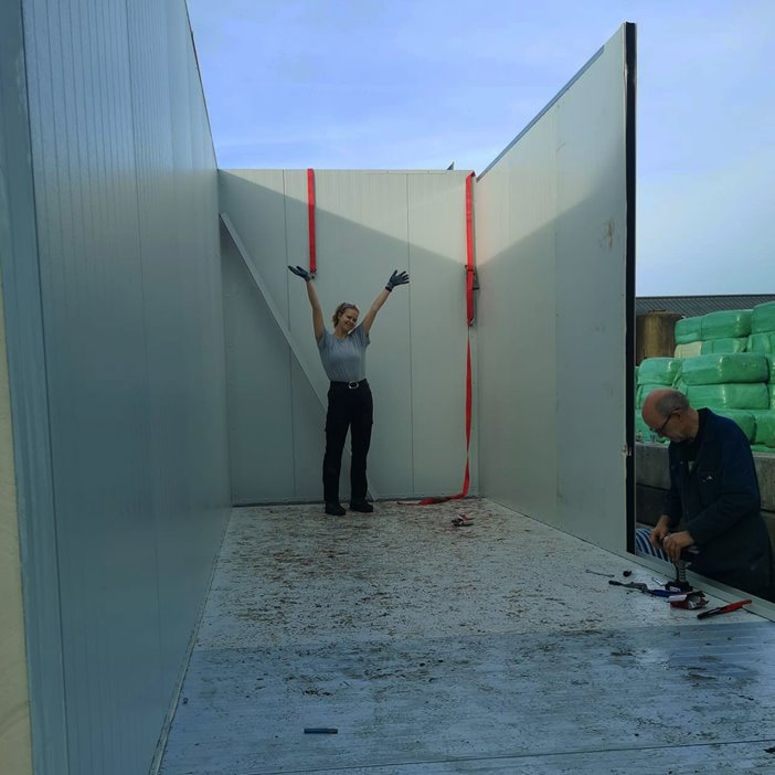 Femke showt tiny house