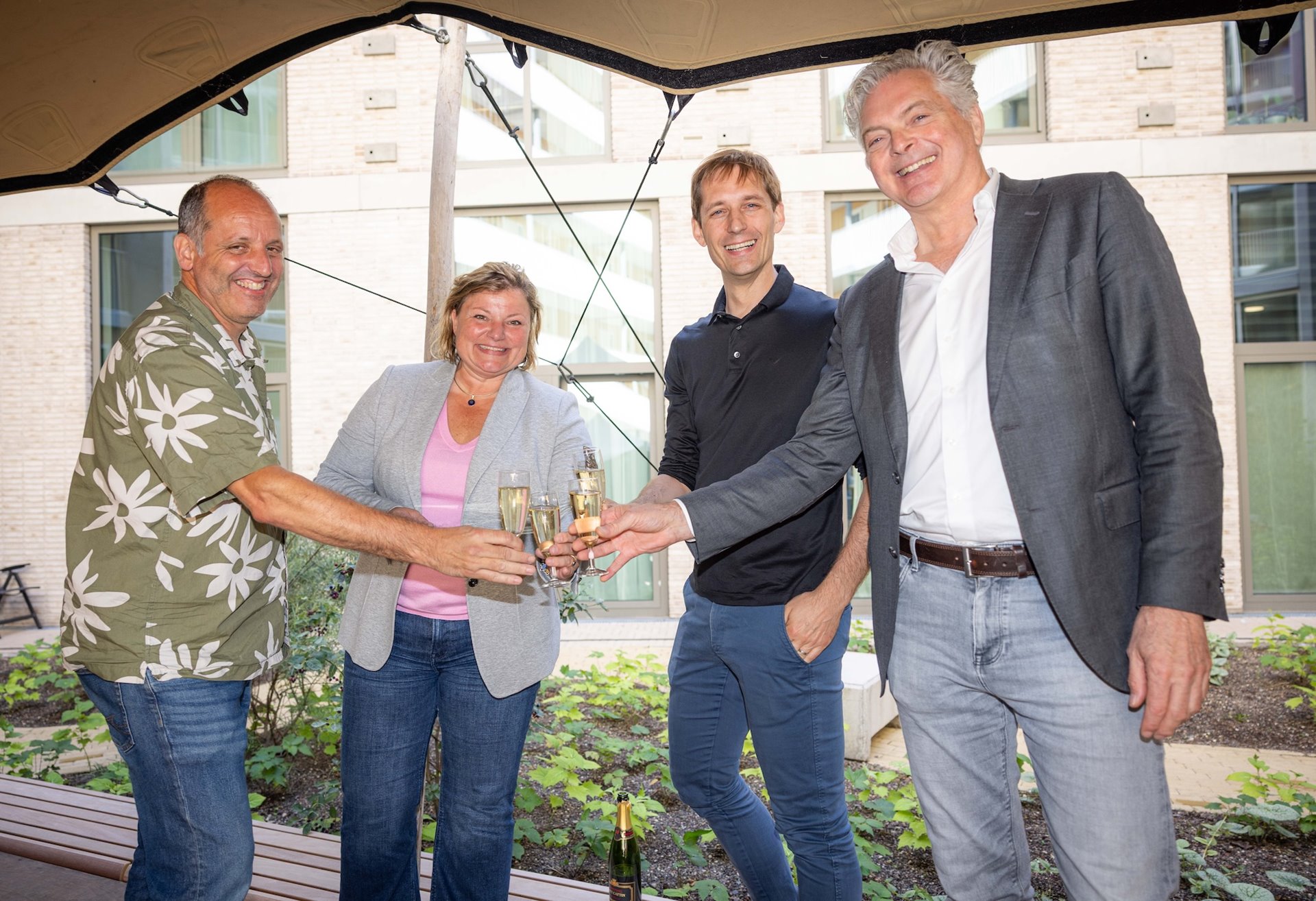 Feestelijke opening van Home of the Artists